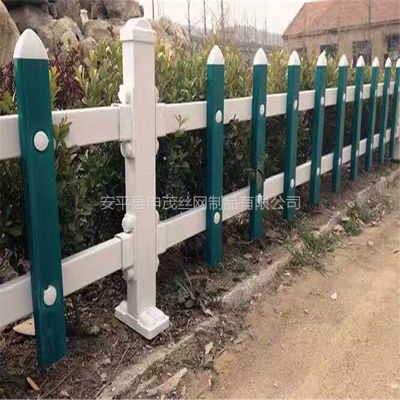 PVC塑鋼草坪護欄與鋅鋼花草防護欄 選購指南與昆明塑鋼隔離柵價格解析