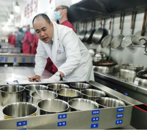 陽光綠洲生態(tài)酒店成功驗收5D食品安全現場管理體系